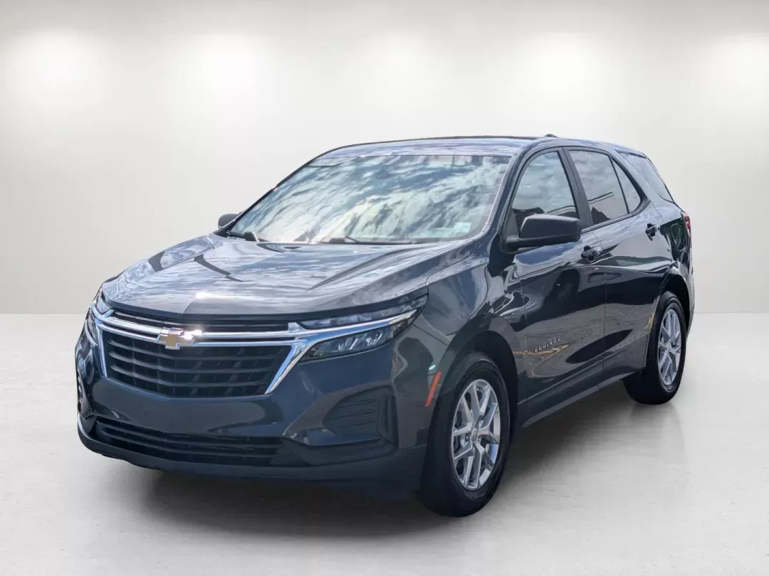 2022 /Medium Ash Gray Chevrolet Equinox LS (2GNAXHEV8N6) with an Turbocharged Gas I4 1.5L/92 engine, 6-Speed Automatic transmission, located at 3959 U.S. 80 W, Phenix City, AL, 36870, (334) 297-4885, 32.469296, -85.135185 - 2022 Chevrolet Equinox LS - Photo#1