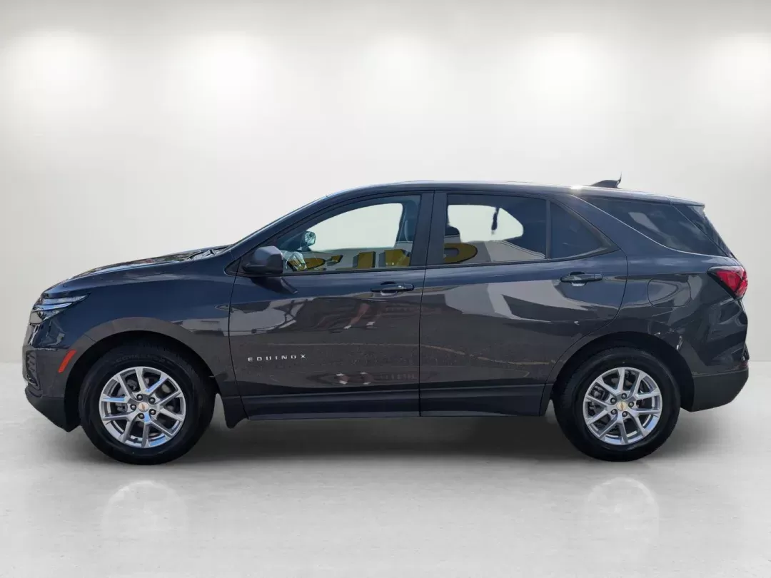 2022 /Medium Ash Gray Chevrolet Equinox LS (2GNAXHEV8N6) with an Turbocharged Gas I4 1.5L/92 engine, 6-Speed Automatic transmission, located at 3959 U.S. 80 W, Phenix City, AL, 36870, (334) 297-4885, 32.469296, -85.135185 - 2022 Chevrolet Equinox LS - Photo#7