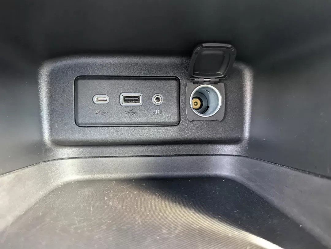 2022 /Medium Ash Gray Chevrolet Equinox LS (2GNAXHEV8N6) with an Turbocharged Gas I4 1.5L/92 engine, 6-Speed Automatic transmission, located at 3959 U.S. 80 W, Phenix City, AL, 36870, (334) 297-4885, 32.469296, -85.135185 - 2022 Chevrolet Equinox LS - Photo#14