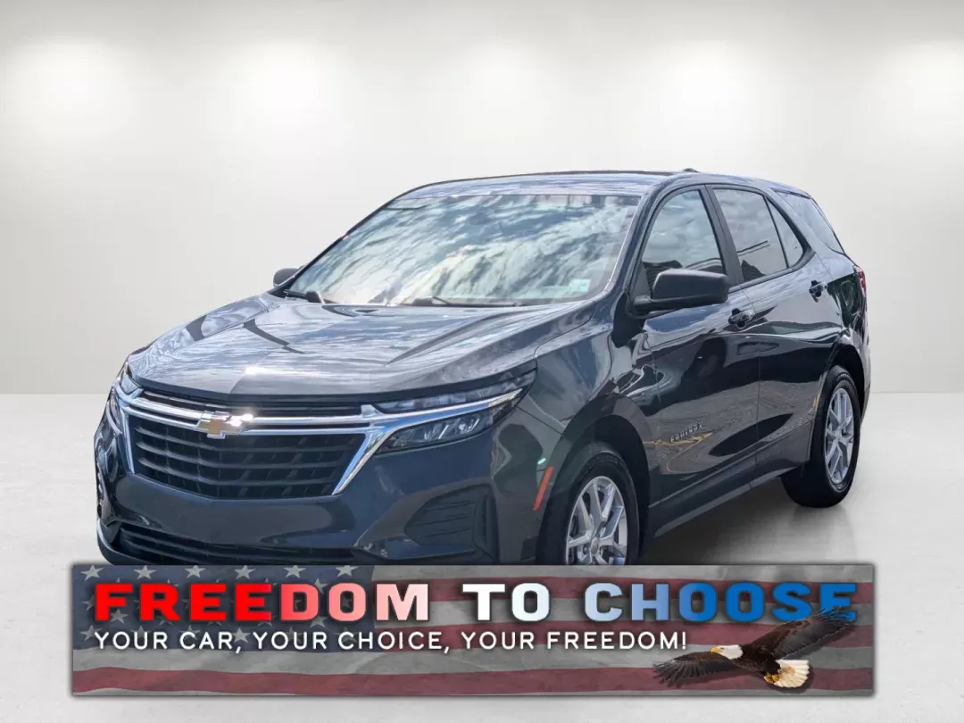 photo of 2022 Chevrolet Equinox LS