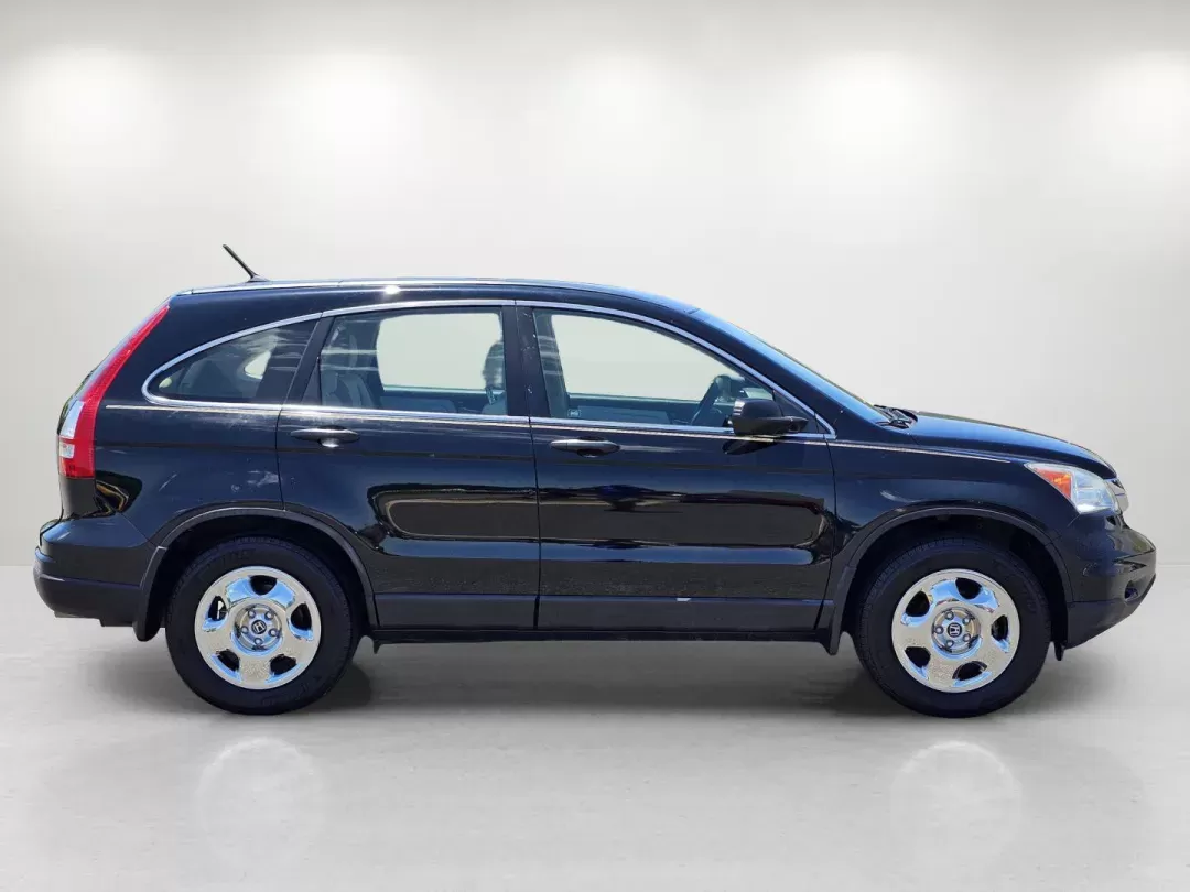 2010 /Ivory Honda CR-V LX (5J6RE3H36AL) with an Gas I4 2.4L/144 engine, 5-Speed Automatic transmission, located at 521 Old Farm Lane Rd, Prattville, AL, 36066, (334) 325-1505, 32.482460, -86.416367 - 2010 Honda CR-V LX - Photo#4
