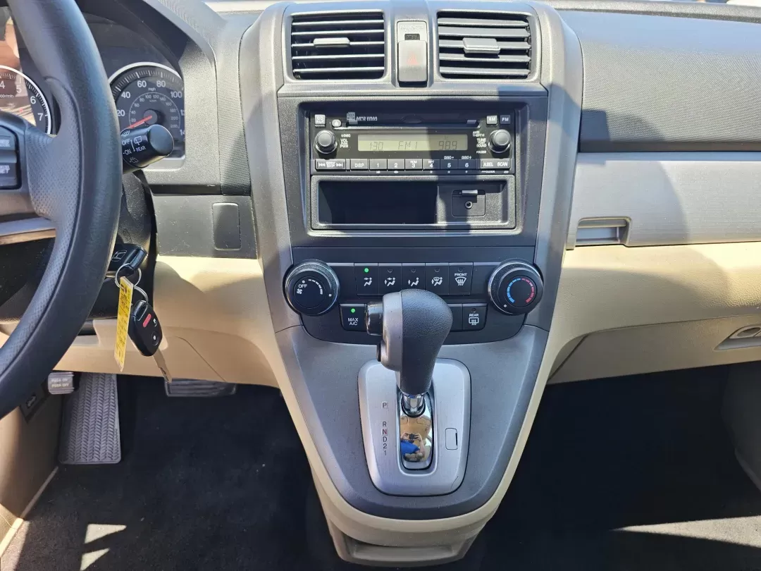 2010 /Ivory Honda CR-V LX (5J6RE3H36AL) with an Gas I4 2.4L/144 engine, 5-Speed Automatic transmission, located at 521 Old Farm Lane Rd, Prattville, AL, 36066, (334) 325-1505, 32.482460, -86.416367 - 2010 Honda CR-V LX - Photo#13