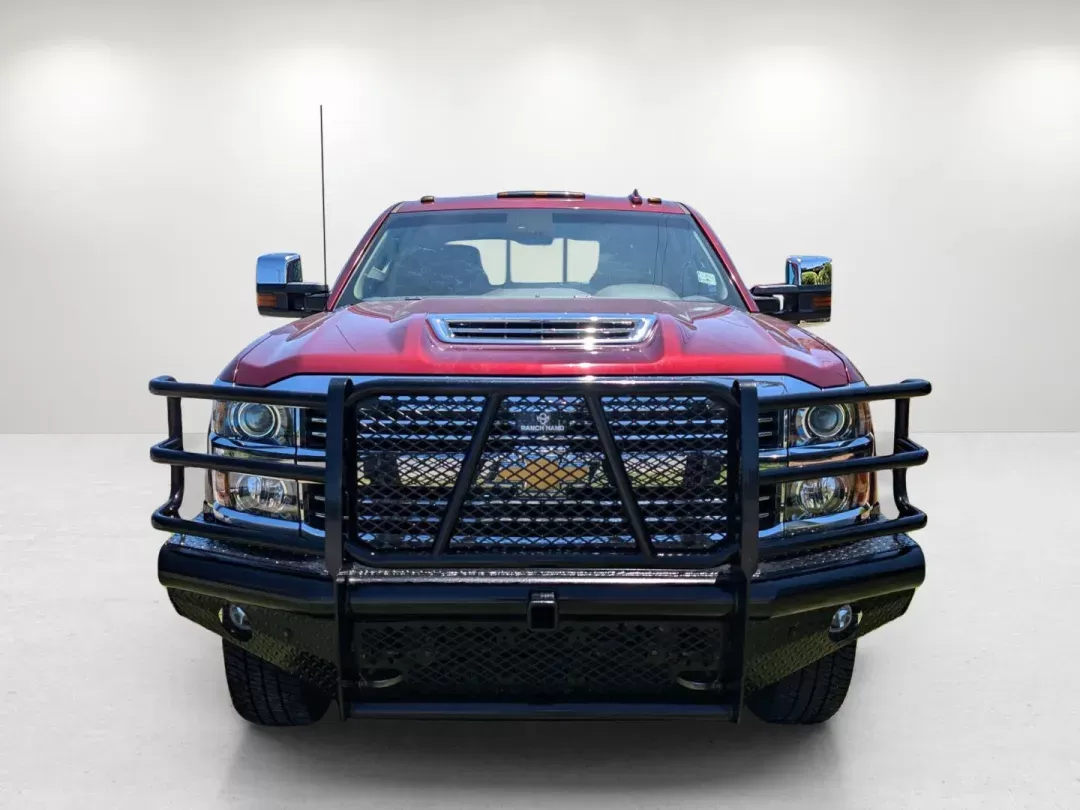 2017 /Saddle Chevrolet Silverado 2500HD High Country (1GC1KXEY2HF) with an Turbocharged Diesel V8 6.6L/403 engine, 6-Speed Automatic transmission, located at 3959 U.S. 80 W, Phenix City, AL, 36870, (334) 297-4885, 32.469296, -85.135185 - 2017 Chevrolet Silverado 2500HD High Country - Photo#2