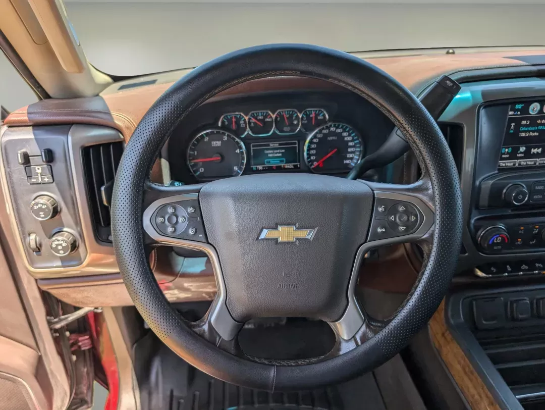 2017 /Saddle Chevrolet Silverado 2500HD High Country (1GC1KXEY2HF) with an Turbocharged Diesel V8 6.6L/403 engine, 6-Speed Automatic transmission, located at 3959 U.S. 80 W, Phenix City, AL, 36870, (334) 297-4885, 32.469296, -85.135185 - 2017 Chevrolet Silverado 2500HD High Country - Photo#16