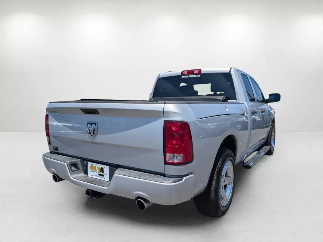 2015 /Diesel Gray/Black Ram 1500 Express (1C6RR6FT2FS) with an Regular Unleaded V-8 5.7 L/345 engine, 8-Speed Automatic w/OD transmission, located at 3959 U.S. 80 W, Phenix City, AL, 36870, (334) 297-4885, 32.469296, -85.135185 - 2015 Ram 1500 Express - Photo#5
