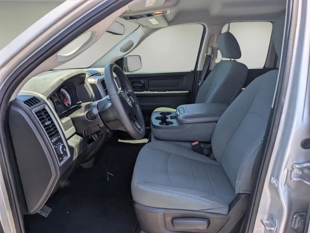 2015 /Diesel Gray/Black Ram 1500 Express (1C6RR6FT2FS) with an Regular Unleaded V-8 5.7 L/345 engine, 8-Speed Automatic w/OD transmission, located at 3959 U.S. 80 W, Phenix City, AL, 36870, (334) 297-4885, 32.469296, -85.135185 - 2015 Ram 1500 Express - Photo#10