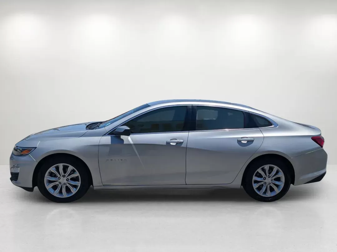 2020 /Jet Black Chevrolet Malibu LT (1G1ZD5ST5LF) with an Turbocharged Gas I4 1.5L/91 engine, 1-Speed Automatic transmission, located at 3959 U.S. 80 W, Phenix City, AL, 36870, (334) 297-4885, 32.469296, -85.135185 - 2020 Chevrolet Malibu LT - Photo#8