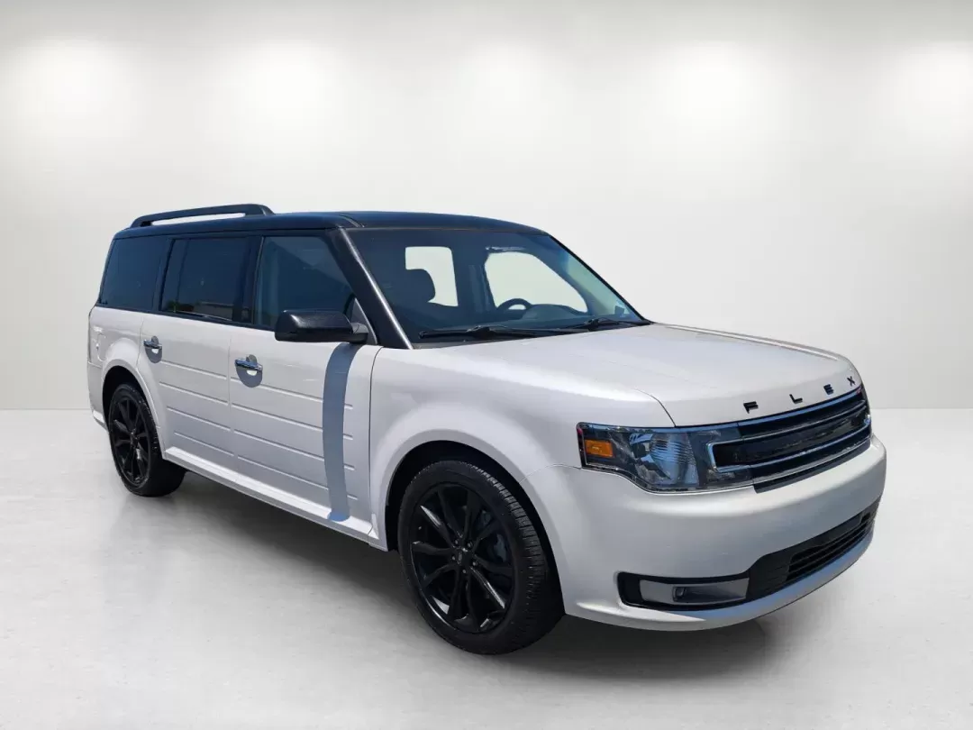 2019 Ford Flex SEL (2FMGK5C87KB) with an Regular Unleaded V-6 3.5 L/213 engine, 6-Speed Automatic w/OD transmission, located at 3959 U.S. 80 W, Phenix City, AL, 36870, (334) 297-4885, 32.469296, -85.135185 - 2019 Ford Flex SEL - Photo#3
