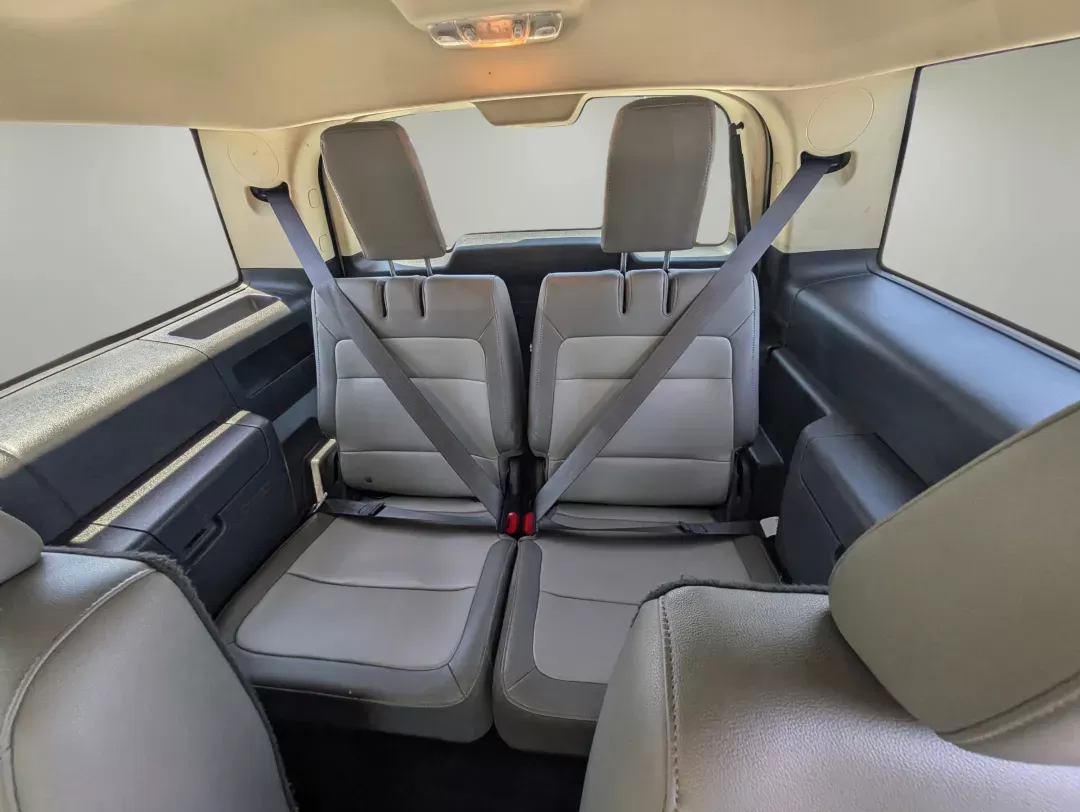 2019 Ford Flex SEL (2FMGK5C87KB) with an Regular Unleaded V-6 3.5 L/213 engine, 6-Speed Automatic w/OD transmission, located at 3959 U.S. 80 W, Phenix City, AL, 36870, (334) 297-4885, 32.469296, -85.135185 - 2019 Ford Flex SEL - Photo#12