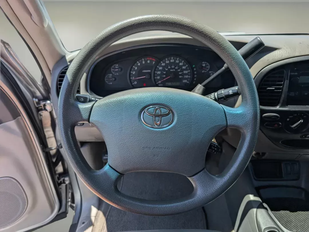 2006 Toyota Tundra SR5 (5TBET34156S) with an Gas V8 4.7L/285 engine, 5-Speed Automatic w/OD transmission, located at 3959 U.S. 80 W, Phenix City, AL, 36870, (334) 297-4885, 32.469296, -85.135185 - 2006 Toyota Tundra SR5 - Photo#16