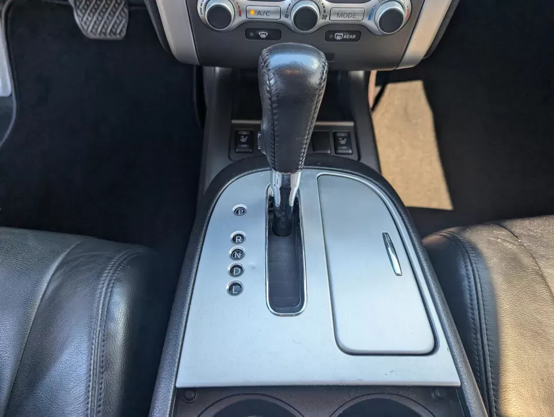 2014 /Black Nissan Murano SL (JN8AZ1MU5EW) with an Regular Unleaded V-6 3.5 L/213 engine, 1-Speed CVT w/OD transmission, located at 3959 U.S. 80 W, Phenix City, AL, 36870, (334) 297-4885, 32.469296, -85.135185 - 2014 Nissan Murano SL - Photo#13