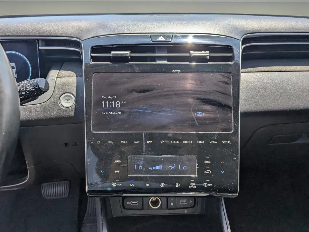 2023 /Black Hyundai Tucson Limited (5NMJECAE3PH) with an Regular Unleaded I-4 2.5 L/152 engine, 8-Speed Automatic w/OD transmission, located at 3959 U.S. 80 W, Phenix City, AL, 36870, (334) 297-4885, 32.469296, -85.135185 - 2023 Hyundai Tucson Limited - Photo#14