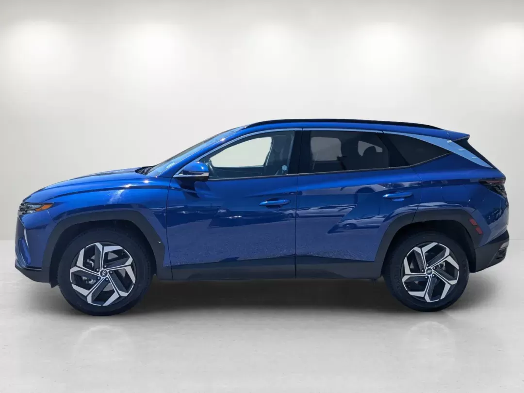 2023 /Black Hyundai Tucson Limited (5NMJECAE3PH) with an Regular Unleaded I-4 2.5 L/152 engine, 8-Speed Automatic w/OD transmission, located at 1430 Gateway Drive, Opelika, AL, 36801, (334) 239-0944, 32.637871, -85.409790 - 2023 Hyundai Tucson Limited - Photo#7