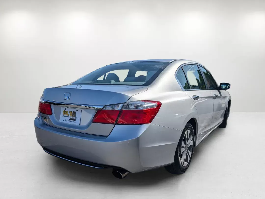 2013 Honda Accord Sdn LX (1HGCR2F39DA) with an Gas I4 2.4L/144 engine, 1-Speed Continuously Variable Ratio transmission, located at 521 Old Farm Lane Rd, Prattville, AL, 36066, (334) 325-1505, 32.482460, -86.416367 - 2013 Honda Accord Sdn LX - Photo#4