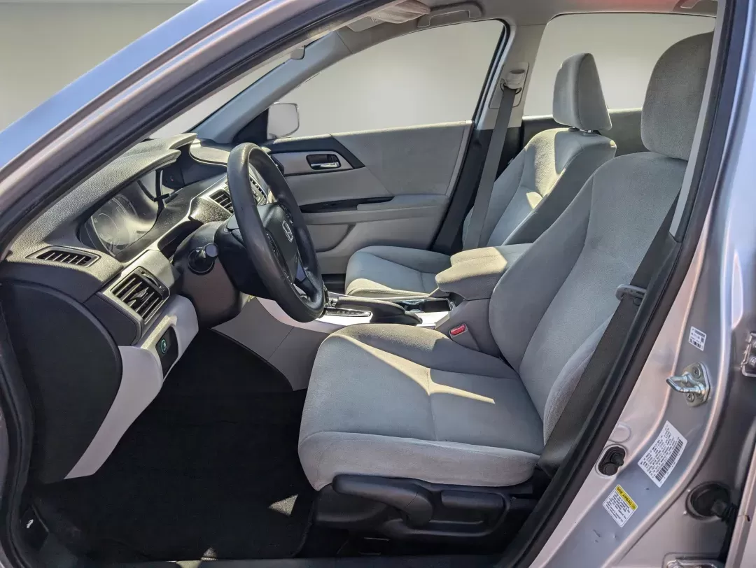 2013 Honda Accord Sdn LX (1HGCR2F39DA) with an Gas I4 2.4L/144 engine, 1-Speed Continuously Variable Ratio transmission, located at 521 Old Farm Lane Rd, Prattville, AL, 36066, (334) 325-1505, 32.482460, -86.416367 - 2013 Honda Accord Sdn LX - Photo#9