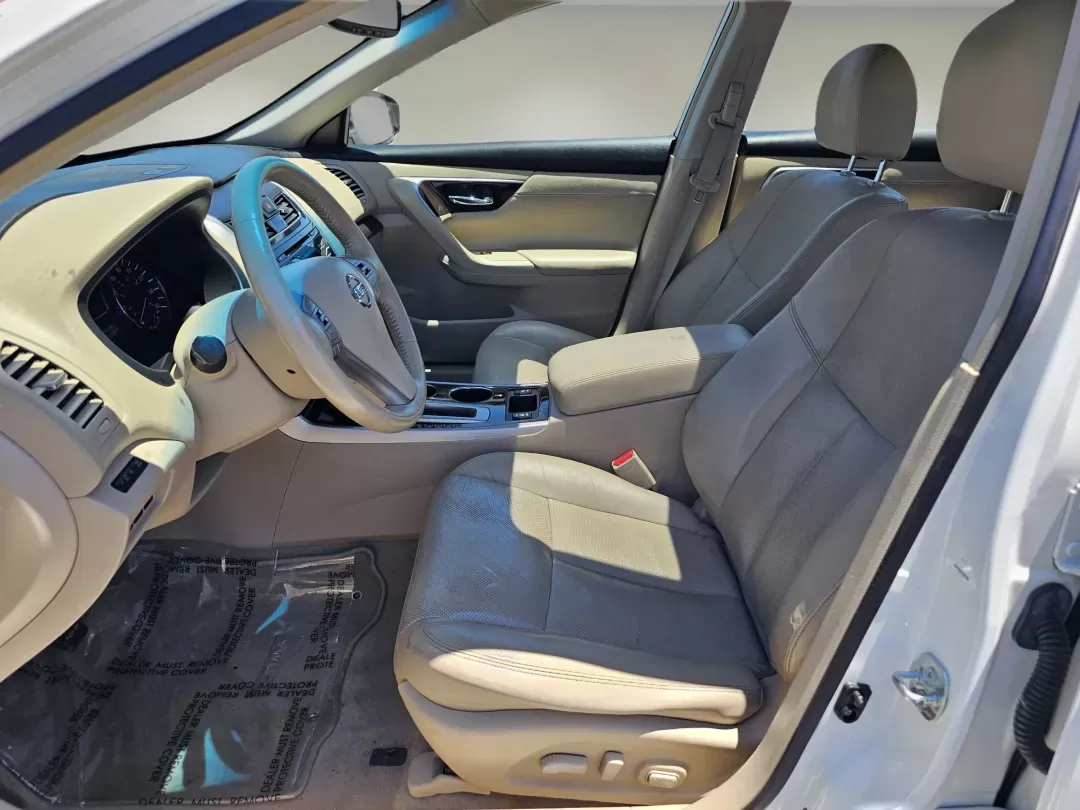 2013 /Beige Nissan Altima 2.5 SL (1N4AL3AP2DC) with an Gas I4 2.5L/152 engine, 1-Speed Continuously Variable Ratio transmission, located at 521 Old Farm Lane Rd, Prattville, AL, 36066, (334) 325-1505, 32.482460, -86.416367 - 2013 Nissan Altima 2.5 SL - Photo#10