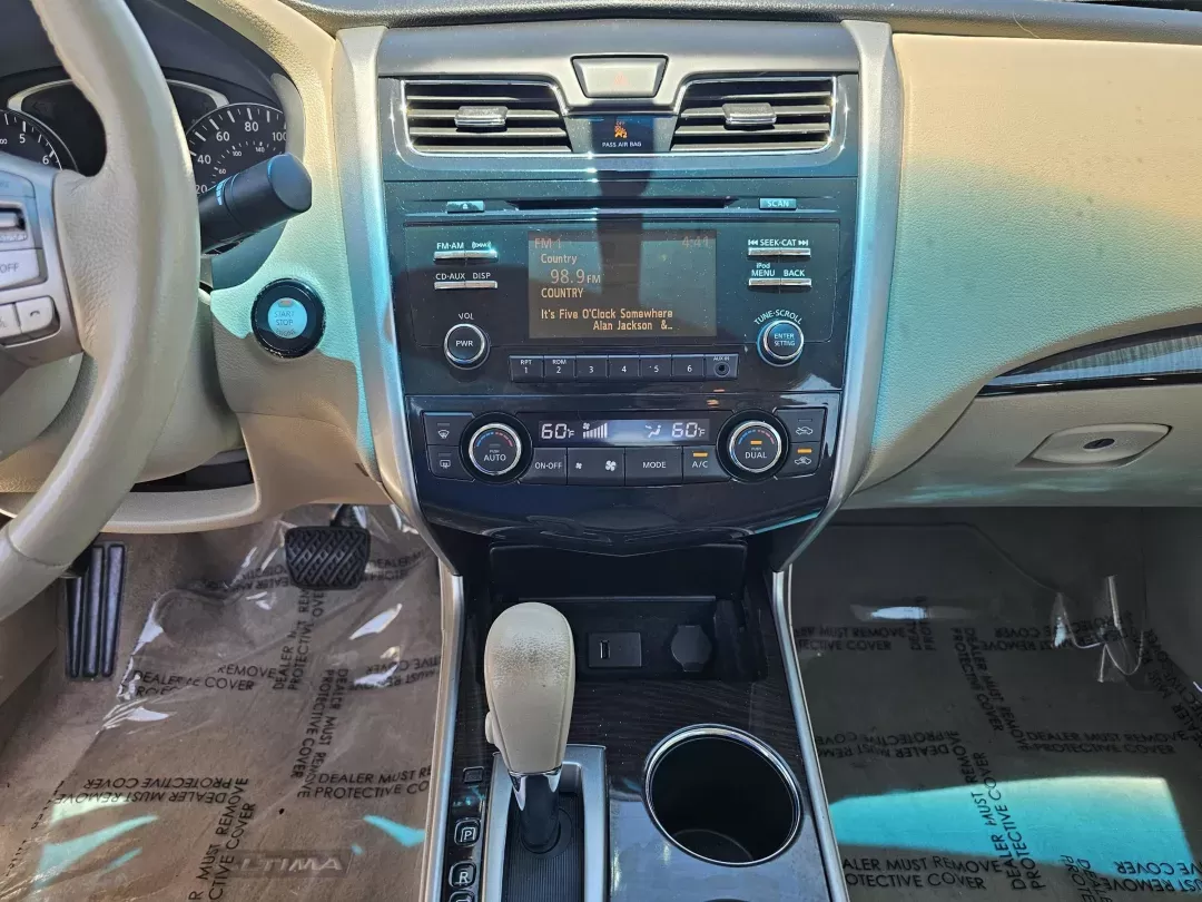2013 /Beige Nissan Altima 2.5 SL (1N4AL3AP2DC) with an Gas I4 2.5L/152 engine, 1-Speed Continuously Variable Ratio transmission, located at 521 Old Farm Lane Rd, Prattville, AL, 36066, (334) 325-1505, 32.482460, -86.416367 - 2013 Nissan Altima 2.5 SL - Photo#12