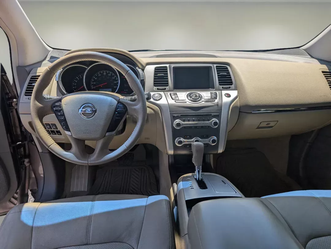 2013 /Beige Nissan Murano SL (JN8AZ1MW3DW) with an Gas V6 3.5L/ engine, 1-Speed Continuously Variable Ratio transmission, located at 3959 U.S. 80 W, Phenix City, AL, 36870, (334) 297-4885, 32.469296, -85.135185 - 2013 Nissan Murano SL - Photo#11