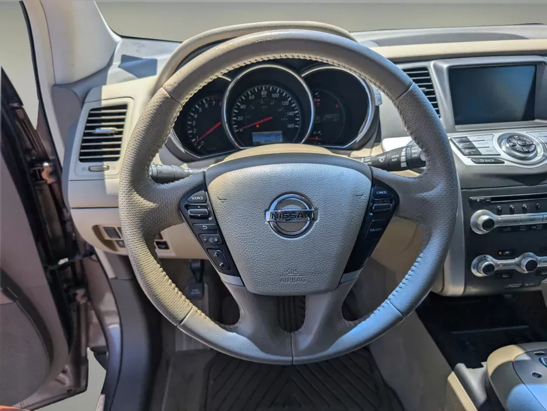 2013 /Beige Nissan Murano SL (JN8AZ1MW3DW) with an Gas V6 3.5L/ engine, 1-Speed Continuously Variable Ratio transmission, located at 3959 U.S. 80 W, Phenix City, AL, 36870, (334) 297-4885, 32.469296, -85.135185 - 2013 Nissan Murano SL - Photo#15