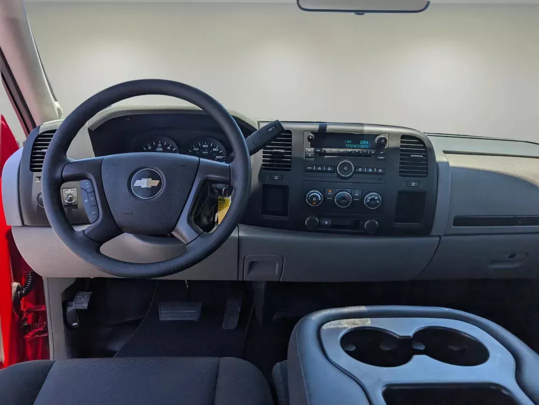 2010 /Dark Titanium Chevrolet Silverado 1500 Work Truck (1GCSCPEXXAZ) with an Gas V6 4.3L/262 engine, 4-Speed Automatic w/OD transmission, located at 3959 U.S. 80 W, Phenix City, AL, 36870, (334) 297-4885, 32.469296, -85.135185 - 2010 Chevrolet Silverado 1500 Work Truck - Photo#12