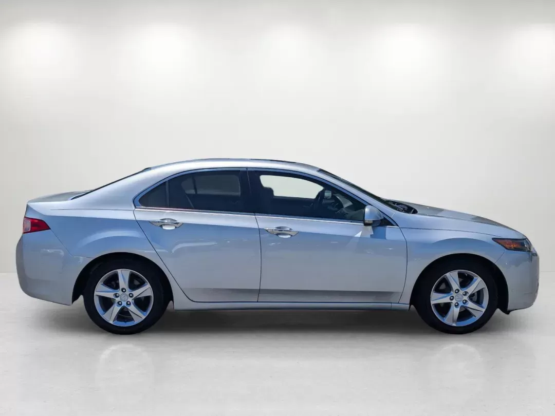2012 Acura TSX (JH4CU2F45CC) with an Gas I4 2.4L/144 engine, 5-Speed Automatic transmission, located at 3959 U.S. 80 W, Phenix City, AL, 36870, (334) 297-4885, 32.469296, -85.135185 - 2012 Acura TSX - Photo#3