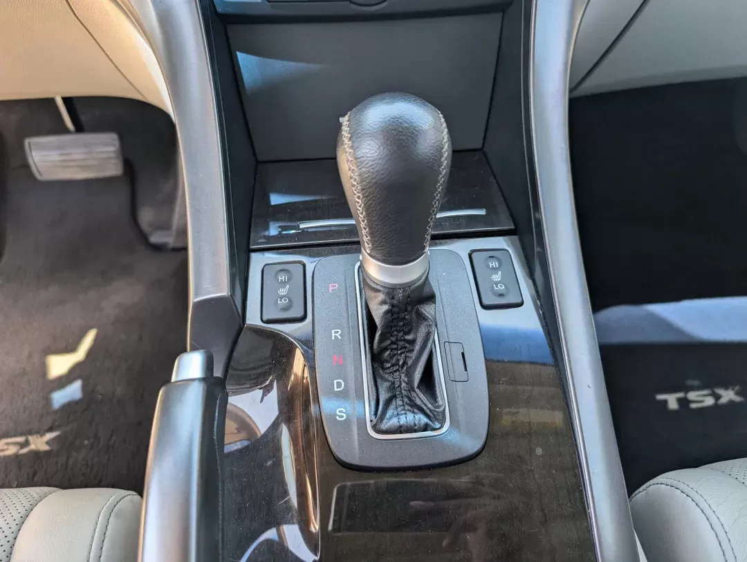 2012 Acura TSX (JH4CU2F45CC) with an Gas I4 2.4L/144 engine, 5-Speed Automatic transmission, located at 3959 U.S. 80 W, Phenix City, AL, 36870, (334) 297-4885, 32.469296, -85.135185 - 2012 Acura TSX - Photo#13