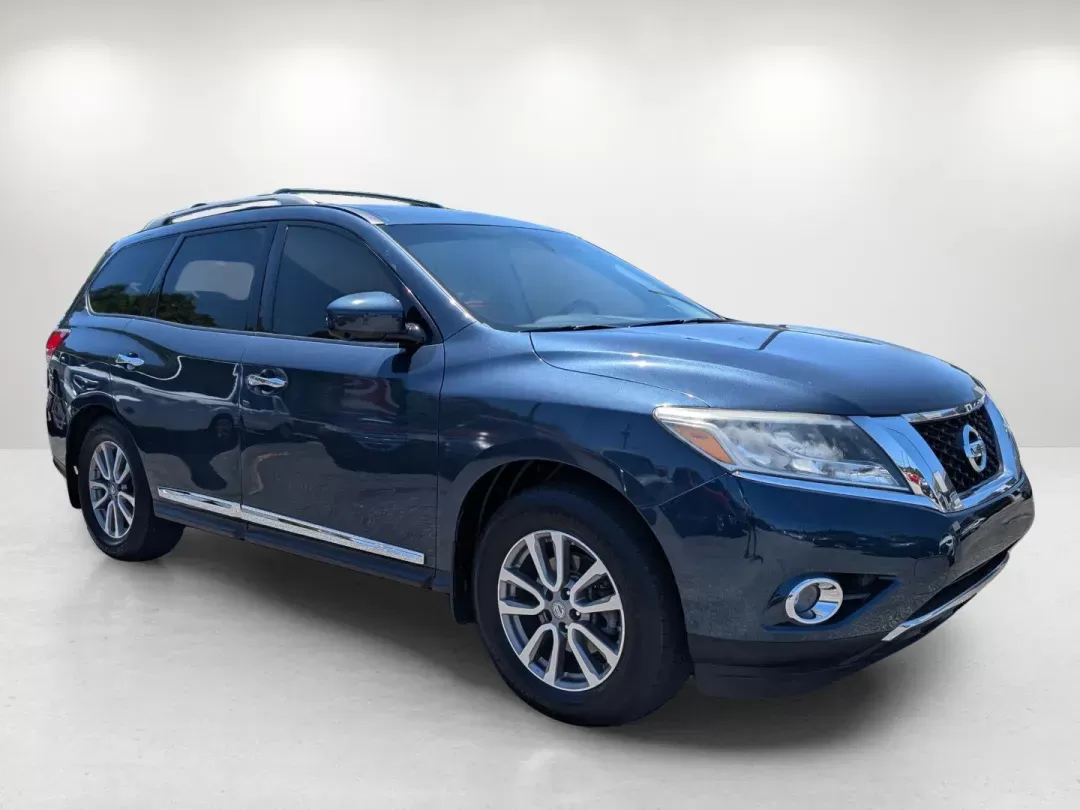 2015 /Charcoal Nissan Pathfinder SL (5N1AR2MM3FC) with an Regular Unleaded V-6 3.5 L/213 engine, 1-Speed CVT w/OD transmission, located at 5115 14th Ave., Columbus, GA, 31904, (706) 323-0345, 32.511494, -84.971046 - 2015 Nissan Pathfinder SL - Photo#2