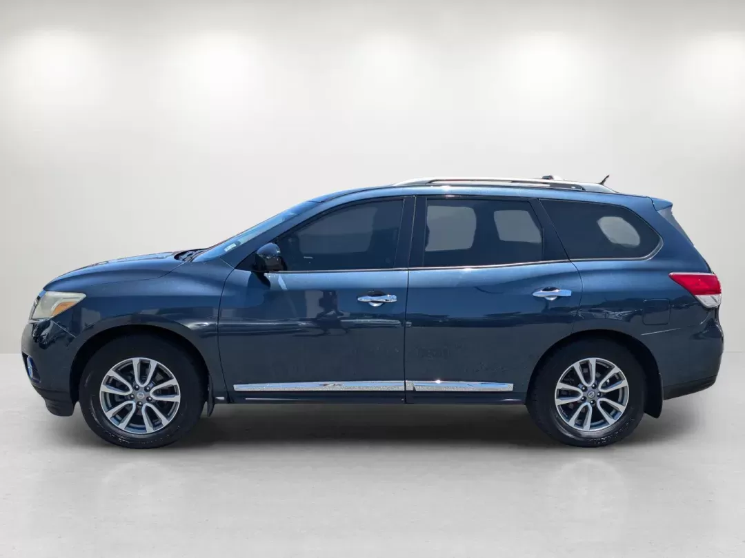2015 /Charcoal Nissan Pathfinder SL (5N1AR2MM3FC) with an Regular Unleaded V-6 3.5 L/213 engine, 1-Speed CVT w/OD transmission, located at 5115 14th Ave., Columbus, GA, 31904, (706) 323-0345, 32.511494, -84.971046 - 2015 Nissan Pathfinder SL - Photo#7