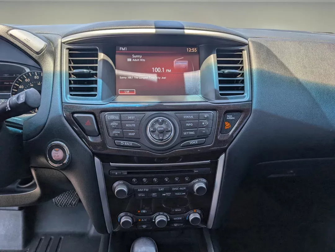 2015 /Charcoal Nissan Pathfinder SL (5N1AR2MM3FC) with an Regular Unleaded V-6 3.5 L/213 engine, 1-Speed CVT w/OD transmission, located at 5115 14th Ave., Columbus, GA, 31904, (706) 323-0345, 32.511494, -84.971046 - 2015 Nissan Pathfinder SL - Photo#15