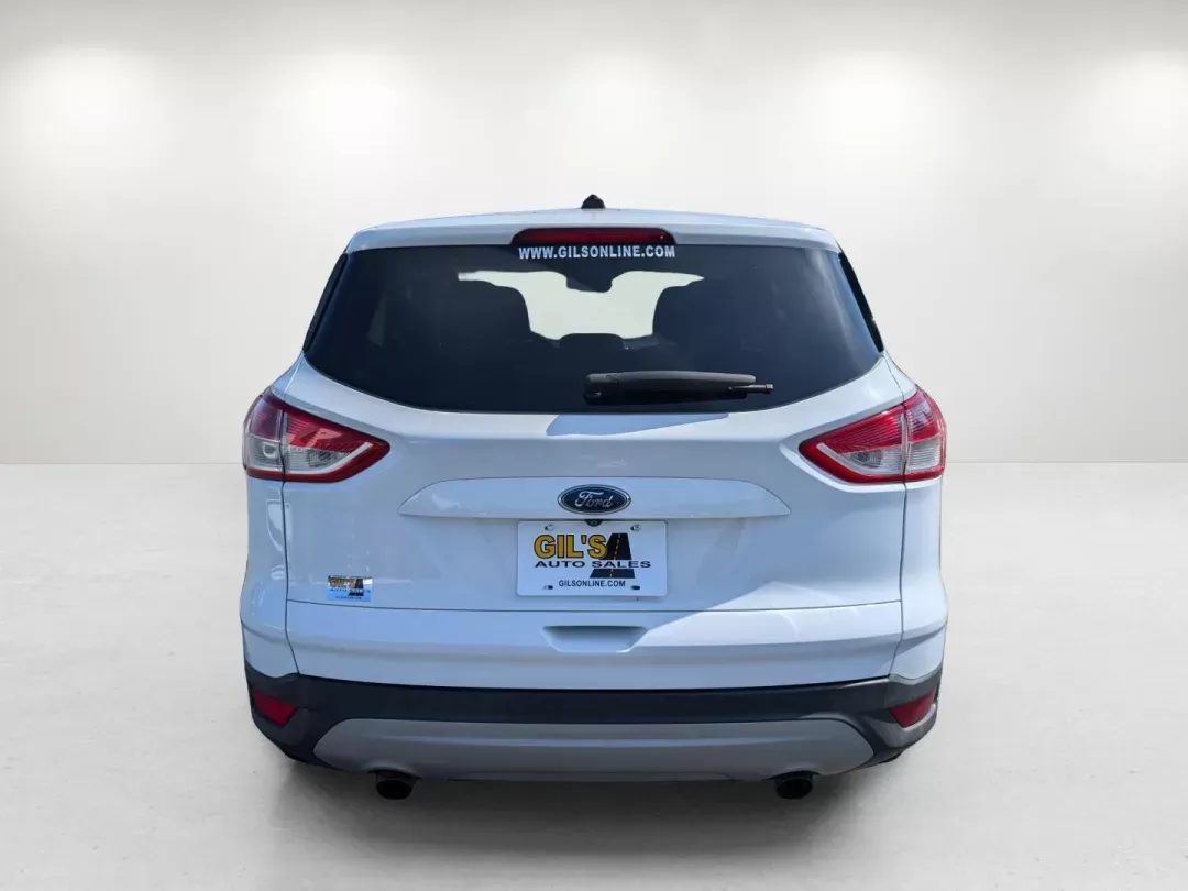 2015 Ford Escape SE (1FMCU0GX5FU) with an Intercooled Turbo Regular Unleaded I-4 1.6 L/98 engine, 6-Speed Automatic w/OD transmission, located at 1430 Gateway Drive, Opelika, AL, 36801, (334) 239-0944, 32.637871, -85.409790 - 2015 Ford Escape SE - Photo#5