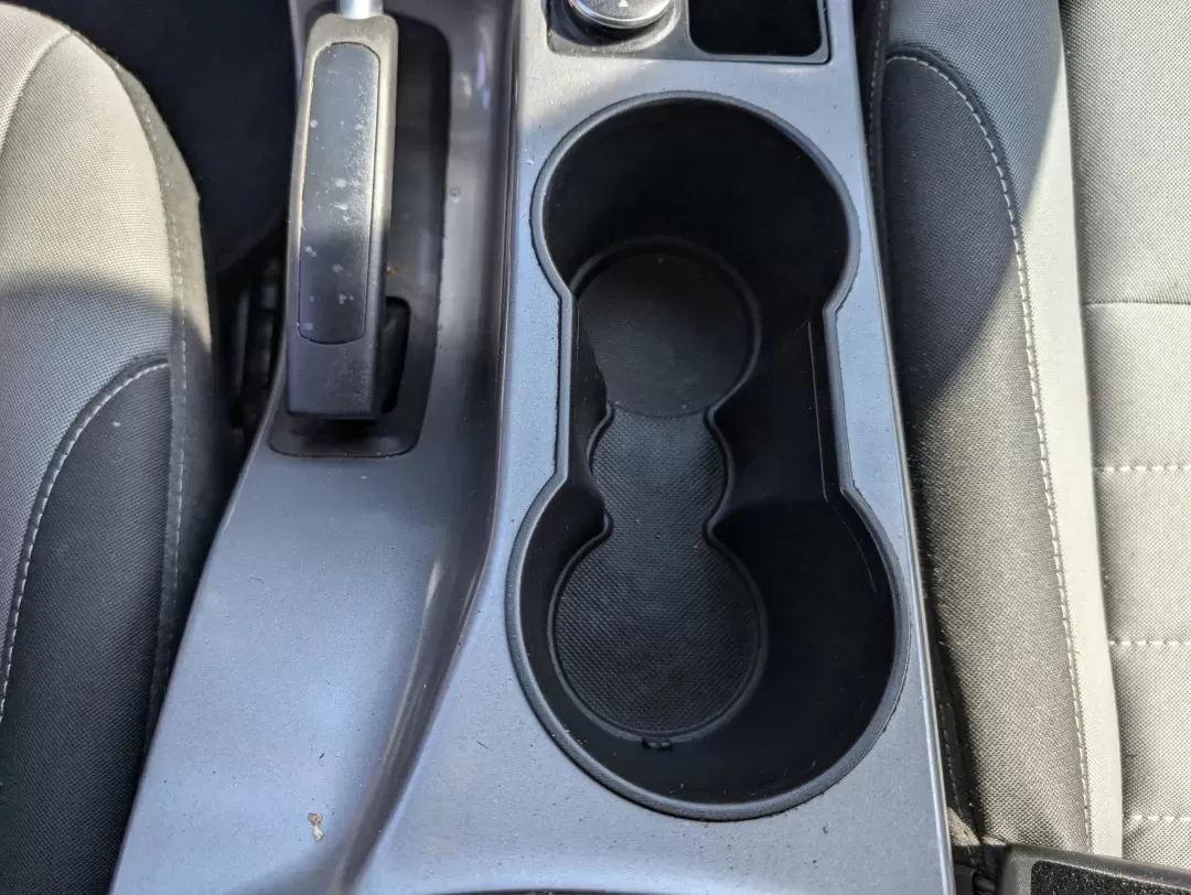 2015 Ford Escape SE (1FMCU0GX5FU) with an Intercooled Turbo Regular Unleaded I-4 1.6 L/98 engine, 6-Speed Automatic w/OD transmission, located at 1430 Gateway Drive, Opelika, AL, 36801, (334) 239-0944, 32.637871, -85.409790 - 2015 Ford Escape SE - Photo#12