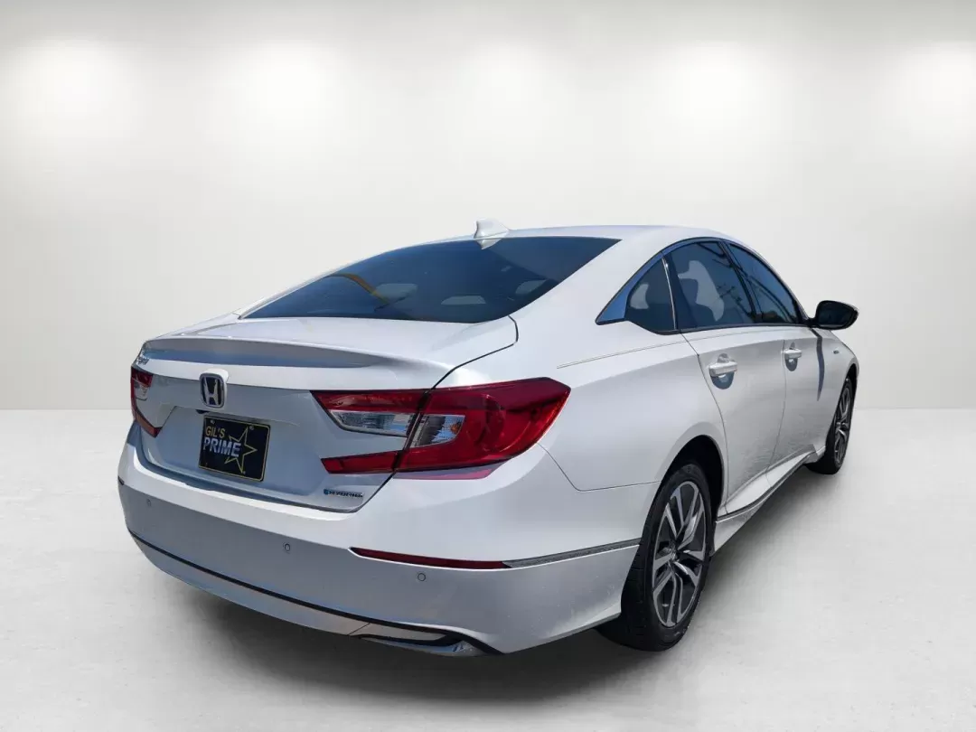 2021 Honda Accord Hybrid EX-L (1HGCV3F54MA) with an Gas/Electric I-4 2.0 L/122 engine, 1-Speed CVT w/OD transmission, located at 3959 U.S. 80 W, Phenix City, AL, 36870, (334) 297-4885, 32.469296, -85.135185 - 2021 Honda Accord Hybrid EX-L - Photo#4