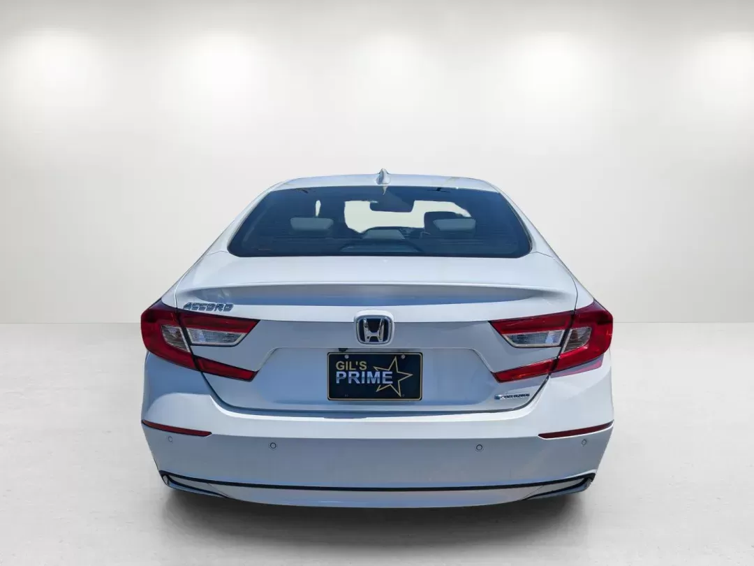 2021 Honda Accord Hybrid EX-L (1HGCV3F54MA) with an Gas/Electric I-4 2.0 L/122 engine, 1-Speed CVT w/OD transmission, located at 3959 U.S. 80 W, Phenix City, AL, 36870, (334) 297-4885, 32.469296, -85.135185 - 2021 Honda Accord Hybrid EX-L - Photo#5