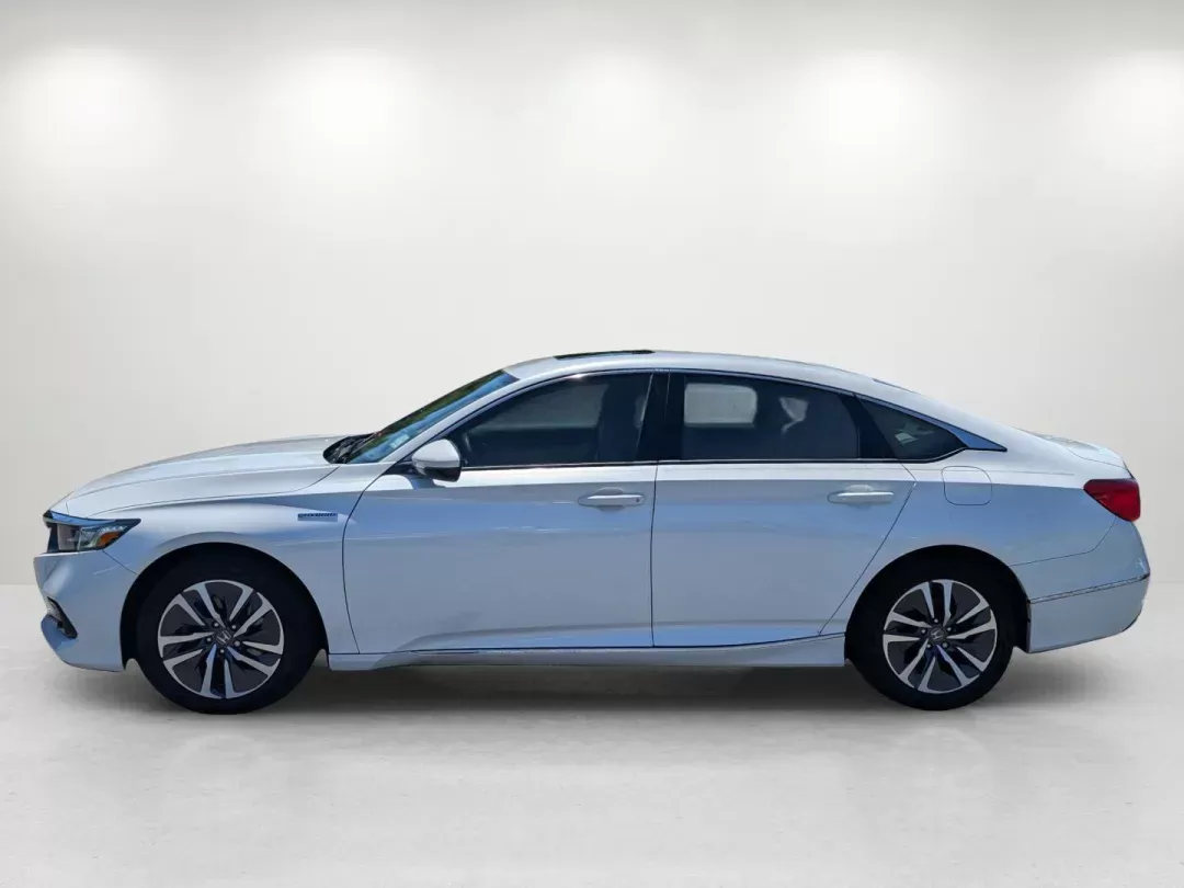 2021 Honda Accord Hybrid EX-L (1HGCV3F54MA) with an Gas/Electric I-4 2.0 L/122 engine, 1-Speed CVT w/OD transmission, located at 3959 U.S. 80 W, Phenix City, AL, 36870, (334) 297-4885, 32.469296, -85.135185 - 2021 Honda Accord Hybrid EX-L - Photo#7