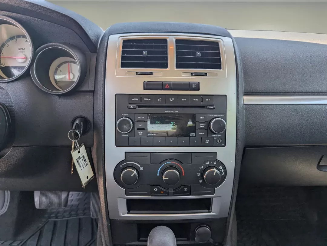 2009 /Dark Slate Gray Dodge Charger SXT (2B3KA33V09H) with an HO Gas V6 3.5L/215 engine, 4-Speed Automatic transmission, located at 7000 Northlake Connector, Columbus, GA, 31904, (706) 987-8085, 32.524975, -84.978134 - 2009 Dodge Charger SXT - Photo#14