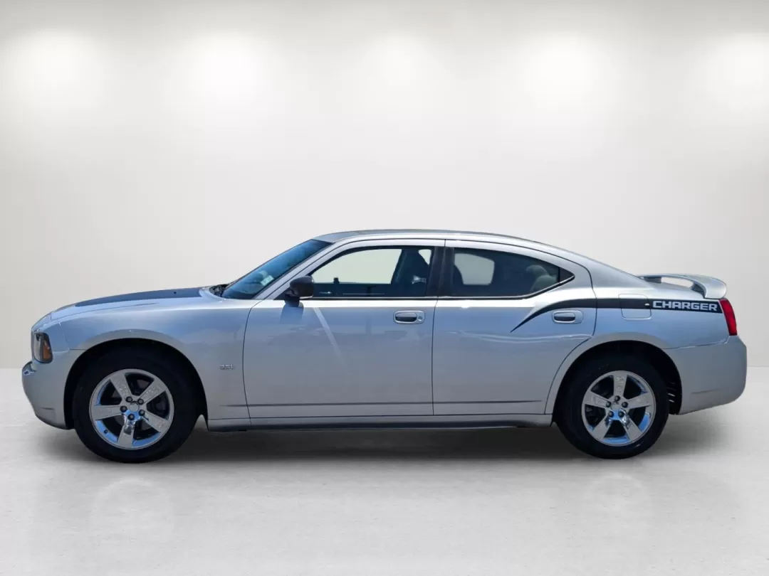 2009 /Dark Slate Gray Dodge Charger SXT (2B3KA33V09H) with an Other engine, located at 804 22nd Ave, Phenix City, AL, 36870, (334) 297-1860, 32.484749, -85.024475 - Step into adventure and embrace the thrill of the open road with the 2009 Dodge Charger SXT, available now at Gils Auto - Columbus #2 in Columbus, GA. This stylish and powerful coupe is perfect for drivers who crave excitement, whether you're commuting to work, embarking on weekend road trips, or si - Photo#7