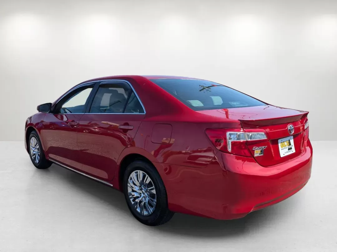2013 Toyota Camry LE (4T1BF1FK9DU) with an Gas I4 2.5L/152 engine, 6-Speed Automatic w/Manual Shift transmission, located at 3959 U.S. 80 W, Phenix City, AL, 36870, (334) 297-4885, 32.469296, -85.135185 - 2013 Toyota Camry LE - Photo#6
