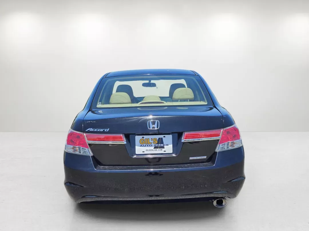 2012 /Ivory Honda Accord Sdn SE (1HGCP2F66CA) with an Gas I4 2.4L/144 engine, 5-Speed Automatic transmission, located at 521 Old Farm Lane Rd, Prattville, AL, 36066, (334) 325-1505, 32.482460, -86.416367 - 2012 Honda Accord Sdn SE - Photo#5