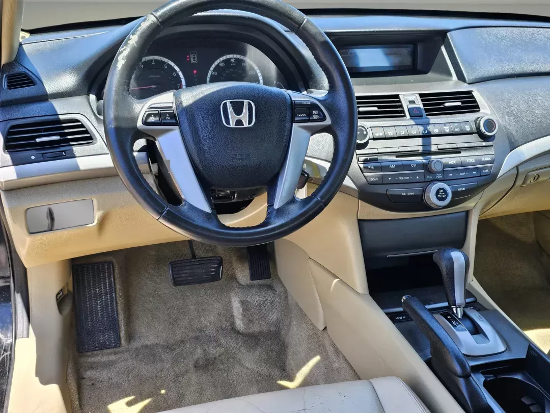 2012 /Ivory Honda Accord Sdn SE (1HGCP2F66CA) with an Gas I4 2.4L/144 engine, 5-Speed Automatic transmission, located at 521 Old Farm Lane Rd, Prattville, AL, 36066, (334) 325-1505, 32.482460, -86.416367 - 2012 Honda Accord Sdn SE - Photo#15