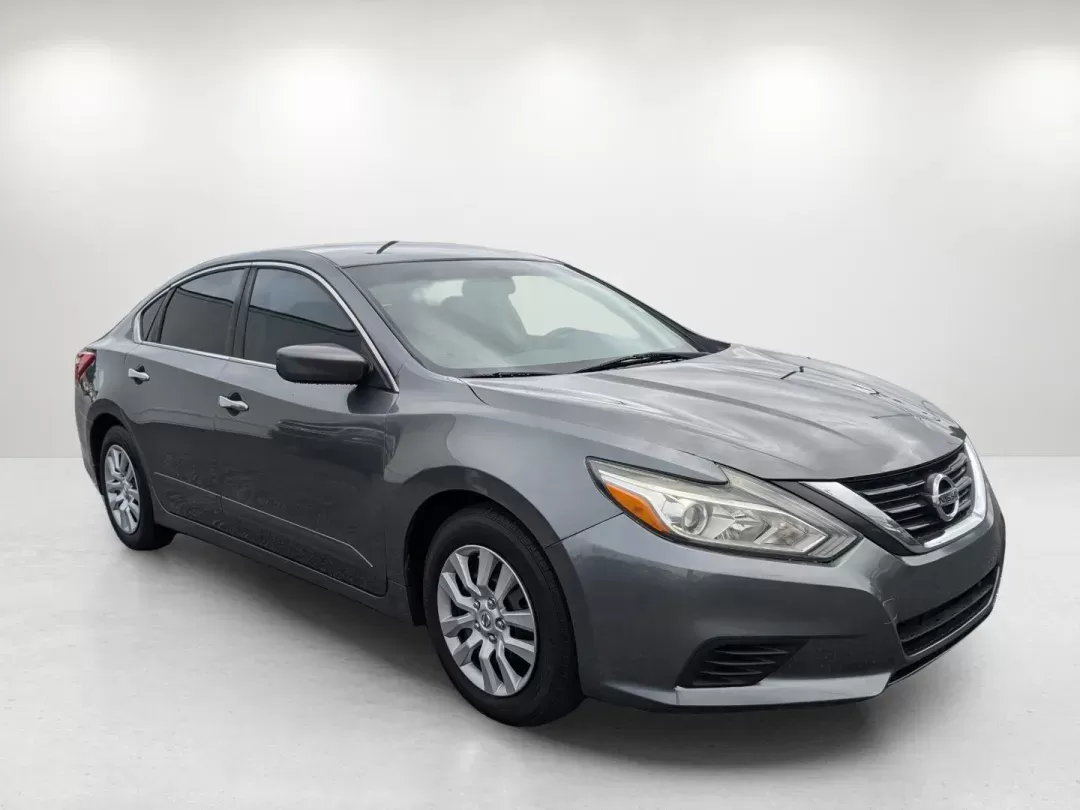 2017 /Charcoal Nissan Altima 2.5 S (1N4AL3AP0HN) with an Regular Unleaded I-4 2.5 L/152 engine, 1-Speed CVT w/OD transmission, located at 804 22nd Ave, Phenix City, AL, 36870, (334) 297-1860, 32.484749, -85.024475 - 2017 Nissan Altima 2.5 S - Photo#2
