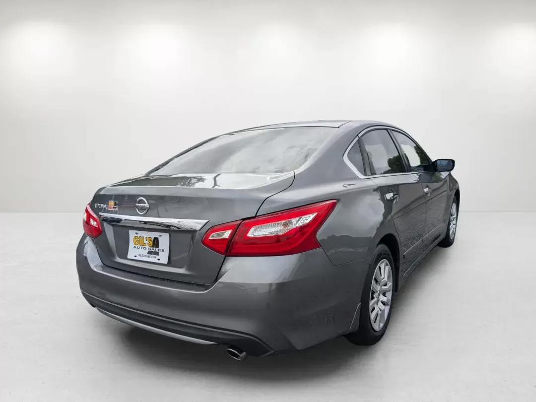 2017 /Charcoal Nissan Altima 2.5 S (1N4AL3AP0HN) with an Regular Unleaded I-4 2.5 L/152 engine, 1-Speed CVT w/OD transmission, located at 804 22nd Ave, Phenix City, AL, 36870, (334) 297-1860, 32.484749, -85.024475 - 2017 Nissan Altima 2.5 S - Photo#4