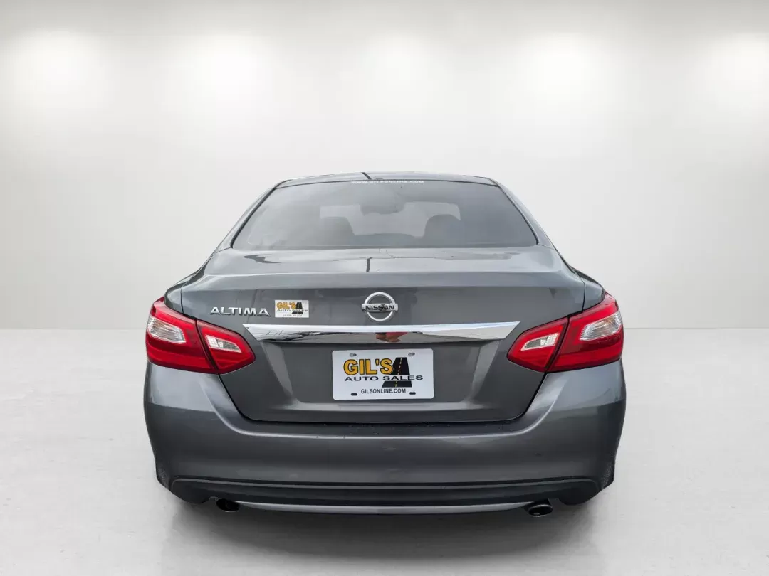 2017 /Charcoal Nissan Altima 2.5 S (1N4AL3AP0HN) with an Regular Unleaded I-4 2.5 L/152 engine, 1-Speed CVT w/OD transmission, located at 804 22nd Ave, Phenix City, AL, 36870, (334) 297-1860, 32.484749, -85.024475 - 2017 Nissan Altima 2.5 S - Photo#5