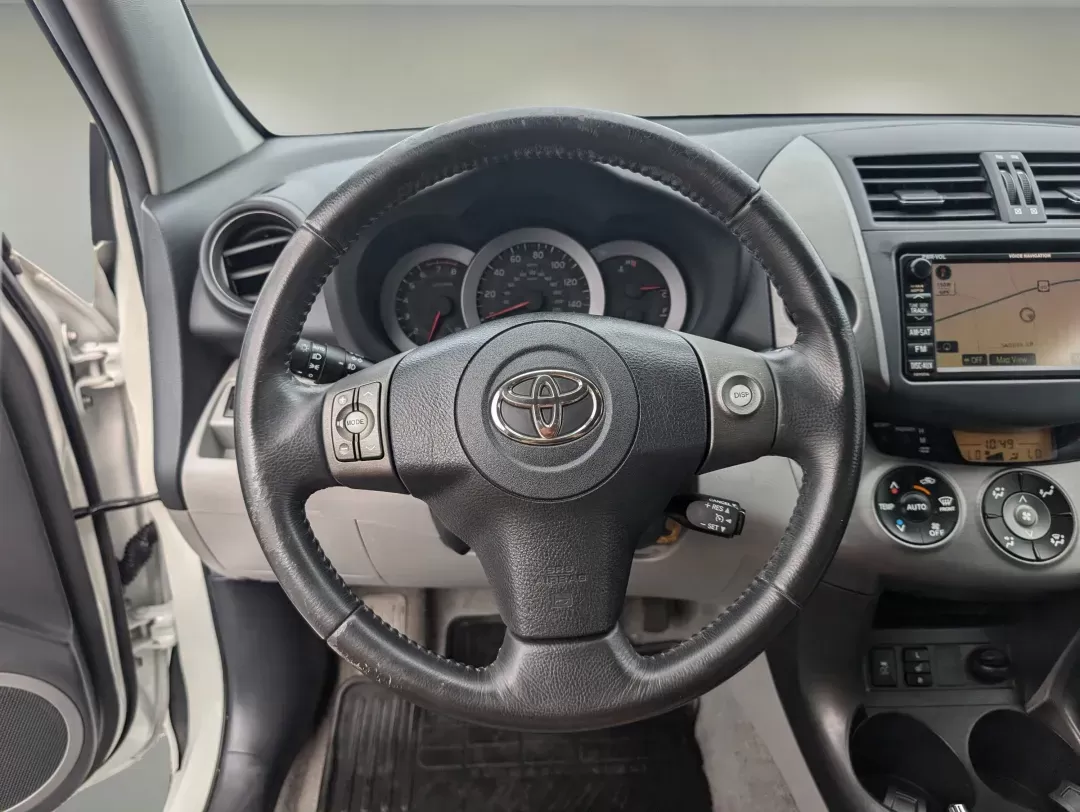 2010 Toyota RAV4 Ltd (2T3YK4DV0AW) with an Gas V6 3.5L/211 engine, 5-Speed Automatic w/OD transmission, located at 3959 U.S. 80 W, Phenix City, AL, 36870, (334) 297-4885, 32.469296, -85.135185 - 2010 Toyota RAV4 Ltd - Photo#17