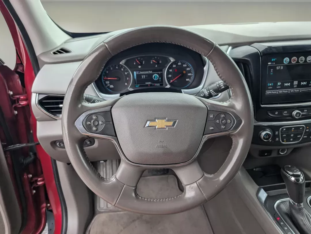 2018 /Dark Atmosphere/Medium Ash Gray Chevrolet Traverse LT Cloth (1GNERGKW2JJ) with an Gas V6 3.6L/ engine, 9-Speed Automatic transmission, located at 5115 14th Ave., Columbus, GA, 31904, (706) 323-0345, 32.511494, -84.971046 - 2018 Chevrolet Traverse LT Cloth - Photo#16
