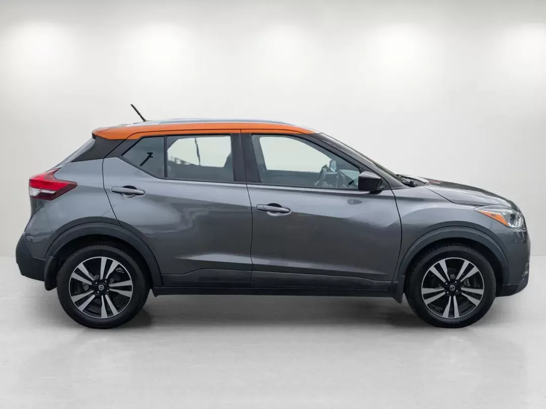 2018 /Charcoal Nissan Kicks SV (3N1CP5CU3JL) with an Regular Unleaded I-4 1.6 L/98 engine, 1-Speed CVT w/OD transmission, located at 5115 14th Ave., Columbus, GA, 31904, (706) 323-0345, 32.511494, -84.971046 - 2018 Nissan Kicks SV - Photo#3
