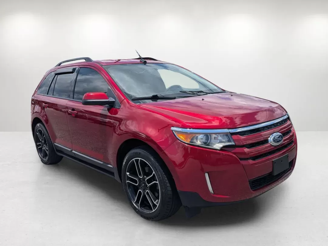 2013 Ford Edge SEL (2FMDK3J92DB) with an Turbocharged I4 2.0L/122 engine, 6-Speed Automatic w/manual shift transmission, located at 3959 U.S. 80 W, Phenix City, AL, 36870, (334) 297-4885, 32.469296, -85.135185 - 2013 Ford Edge SEL - Photo#3