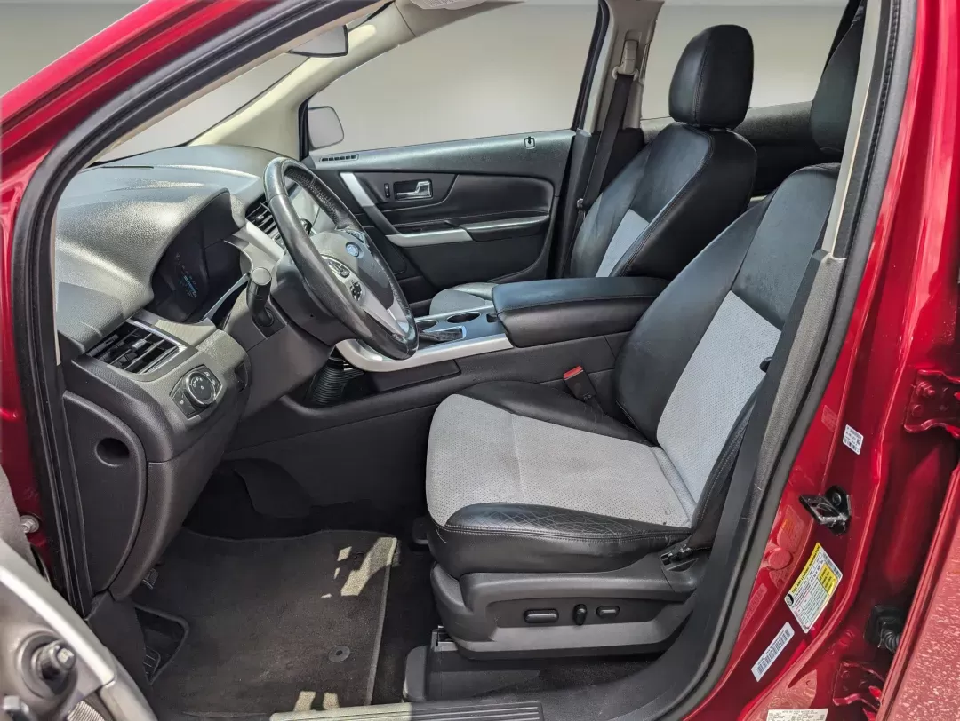 2013 Ford Edge SEL (2FMDK3J92DB) with an Turbocharged I4 2.0L/122 engine, 6-Speed Automatic w/manual shift transmission, located at 3959 U.S. 80 W, Phenix City, AL, 36870, (334) 297-4885, 32.469296, -85.135185 - 2013 Ford Edge SEL - Photo#10