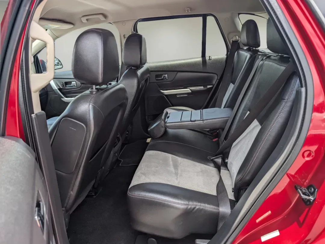 2013 Ford Edge SEL (2FMDK3J92DB) with an Turbocharged I4 2.0L/122 engine, 6-Speed Automatic w/manual shift transmission, located at 3959 U.S. 80 W, Phenix City, AL, 36870, (334) 297-4885, 32.469296, -85.135185 - 2013 Ford Edge SEL - Photo#11