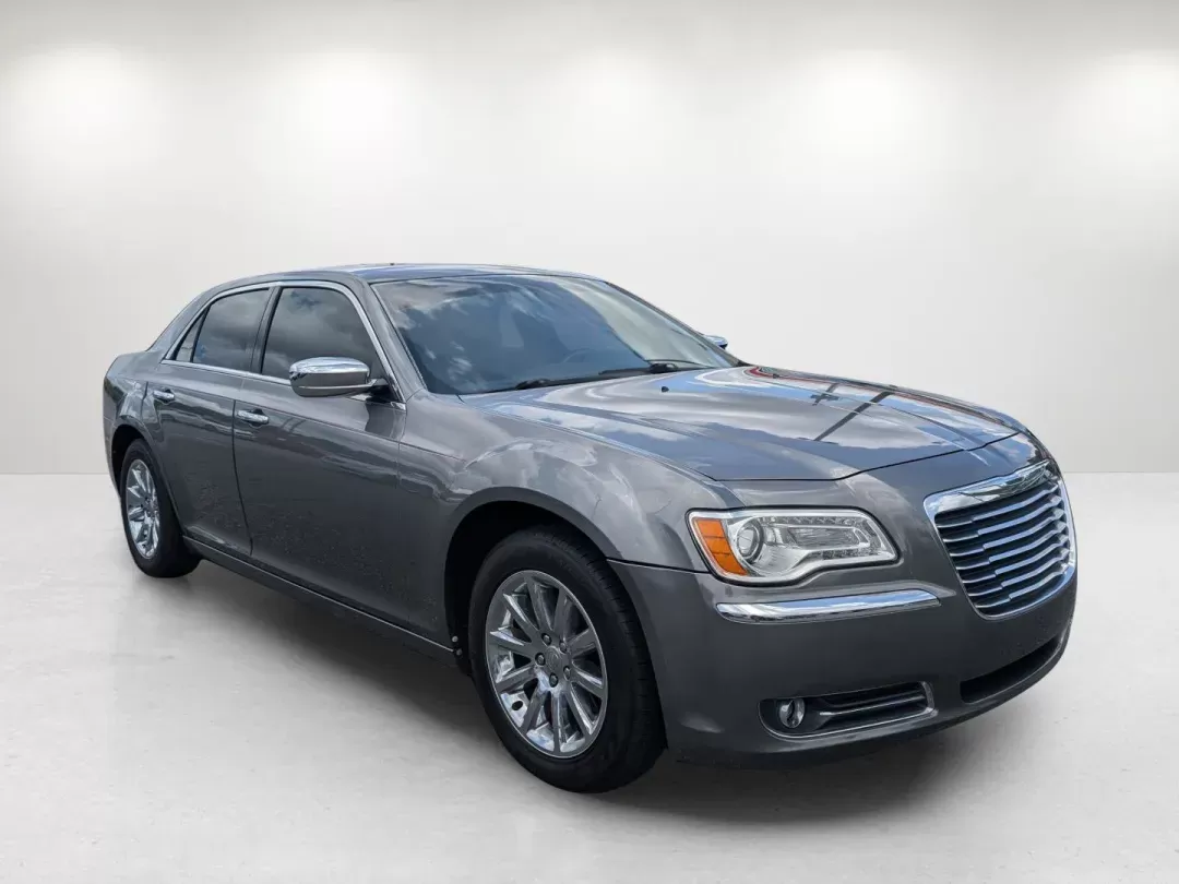 2011 /Black Interior Chrysler 300 Limited (2C3CA5CG7BH) with an Gas/Ethanol V6 3.6L/220 engine, 5-Speed Automatic w/Manual Shift transmission, located at 3959 U.S. 80 W, Phenix City, AL, 36870, (334) 297-4885, 32.469296, -85.135185 - 2011 Chrysler 300 Limited - Photo#4