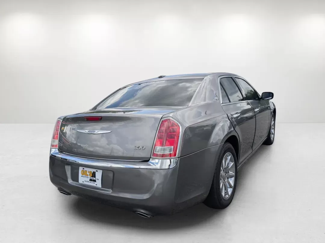 2011 /Black Interior Chrysler 300 Limited (2C3CA5CG7BH) with an Gas/Ethanol V6 3.6L/220 engine, 5-Speed Automatic w/Manual Shift transmission, located at 3959 U.S. 80 W, Phenix City, AL, 36870, (334) 297-4885, 32.469296, -85.135185 - 2011 Chrysler 300 Limited - Photo#6